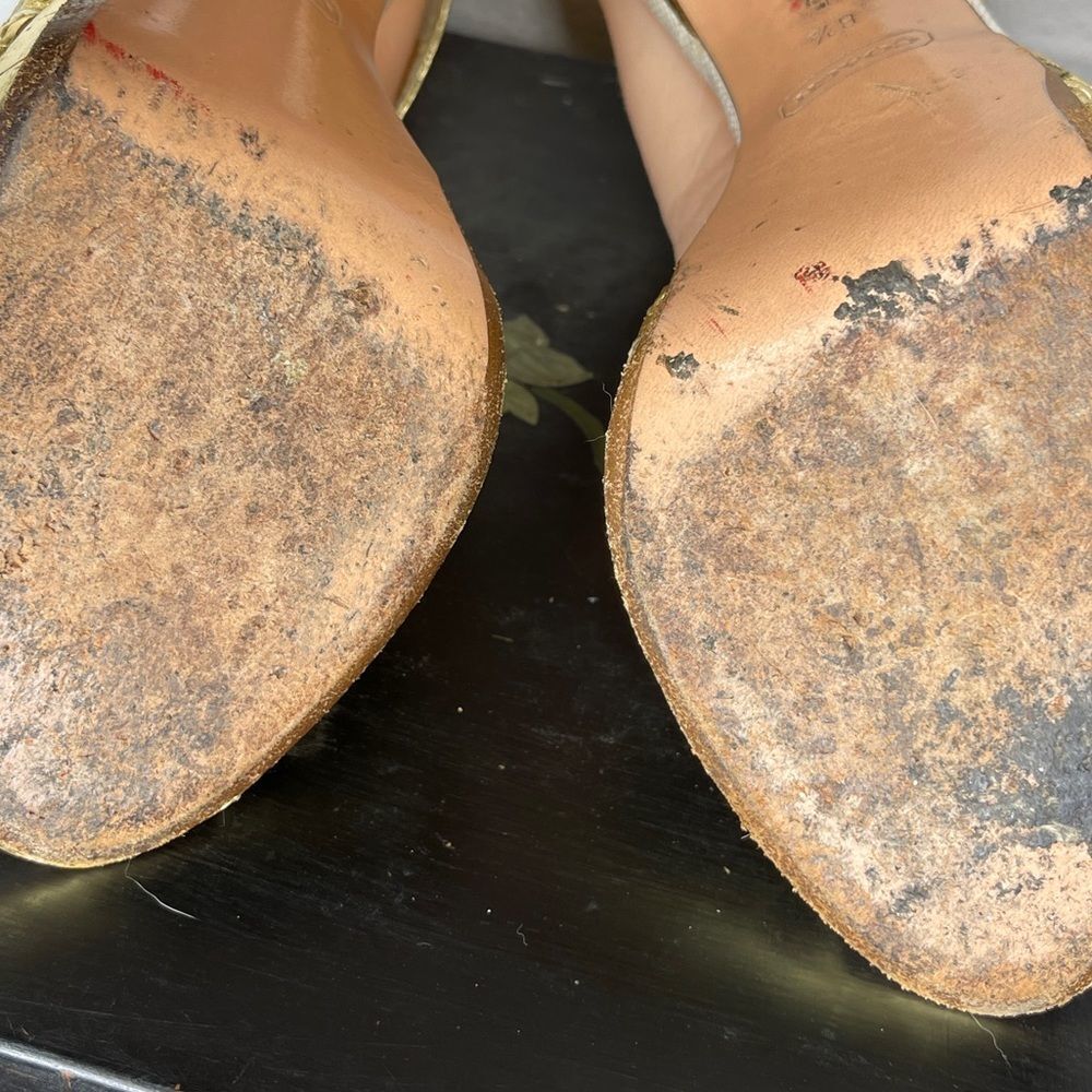 Coach Gold Leather‎ Heels - Picture 5 of 7